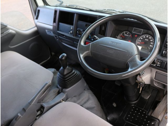 ISUZU ELF 2014 Image 31