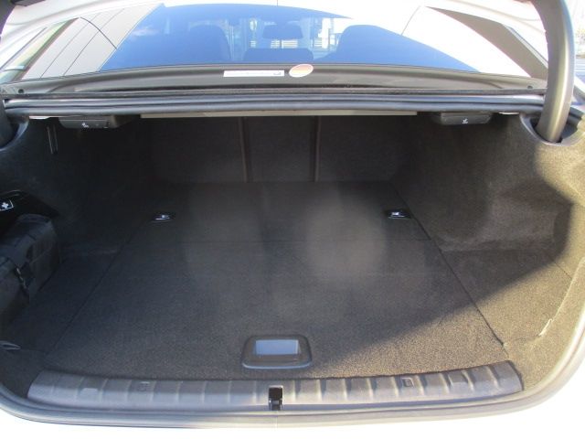 BMW 5SERIES SEDAN 2022 Image 31