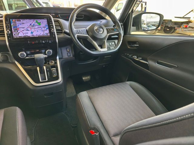 NISSAN SERENA  S-HYBRID 2016 Image 31