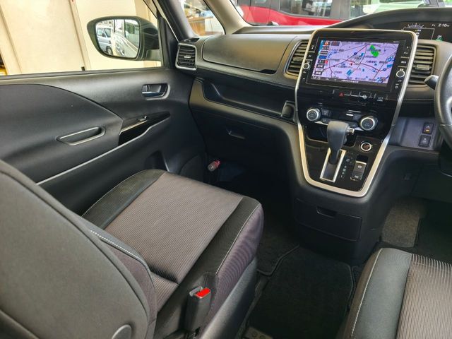 NISSAN SERENA  S-HYBRID 2016 Image 31