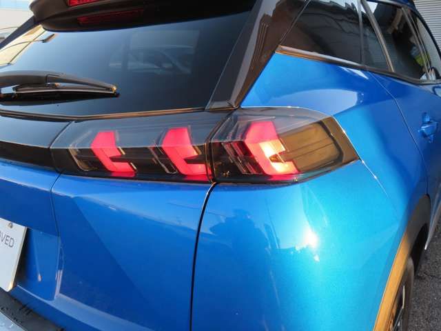 PEUGEOT 2008 2021 Image 31