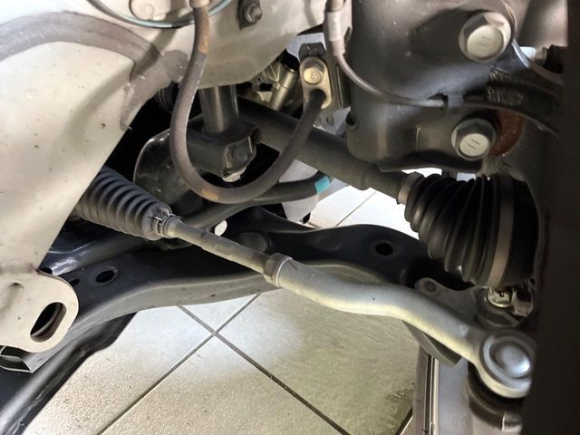 TOYOTA COROLLA CROSS HYBRID 2024 Image 31