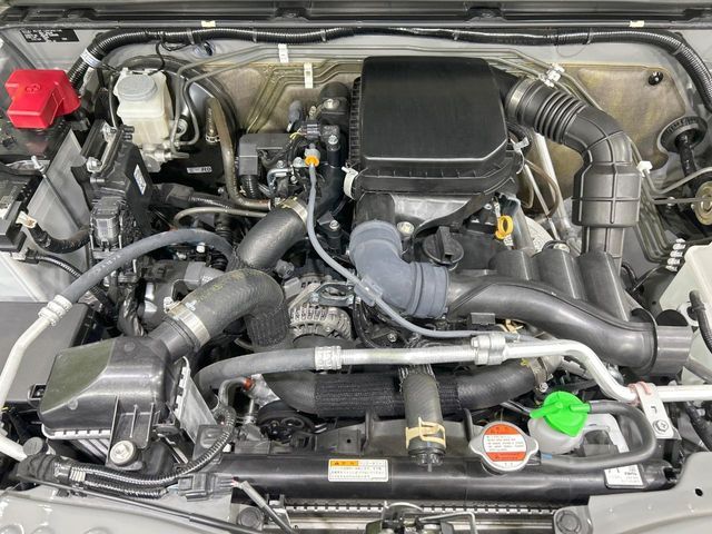 SUZUKI JIMNY 4WD 2024 Image 31