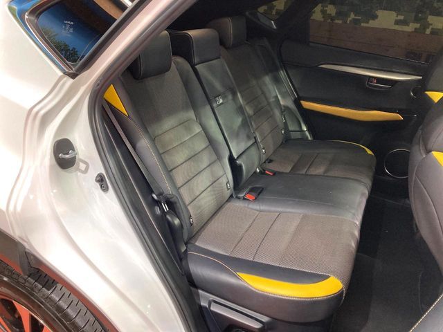 TOYOTA LEXUS NX300 2019 Image 31