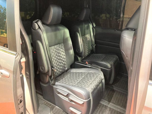 TOYOTA VOXY HYBRID 2023 Image 31