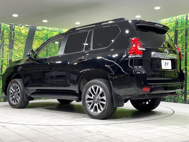 TOYOTA LANDCRUISER PRADO 2022 Image 31