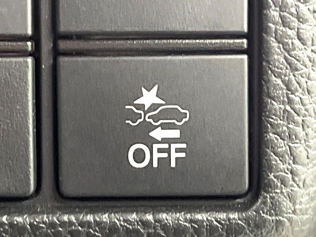 HONDA N BOX CUSTOM 2019 Image 31