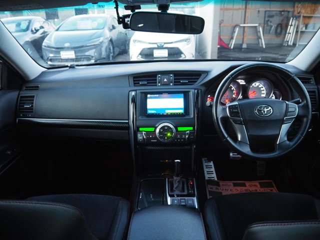 TOYOTA MARK X 2013 Image 31