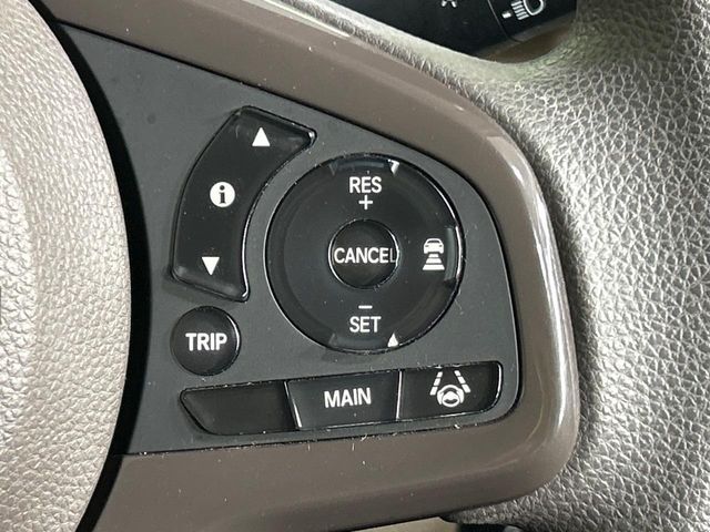 HONDA N BOX 2017 Image 31