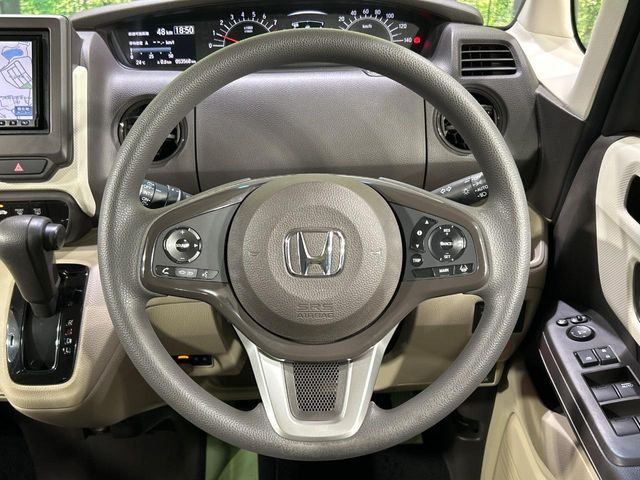 HONDA N BOX 2017 Image 31
