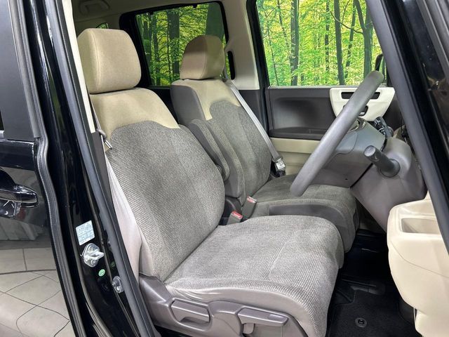 HONDA N BOX 2017 Image 31