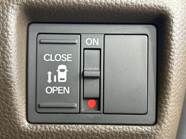 HONDA N BOX 2021 Image 31