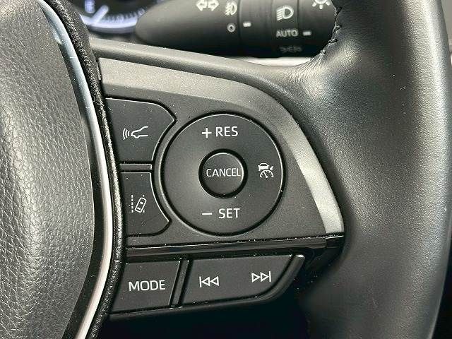 TOYOTA HARRIER 2WD 2023 Image 31