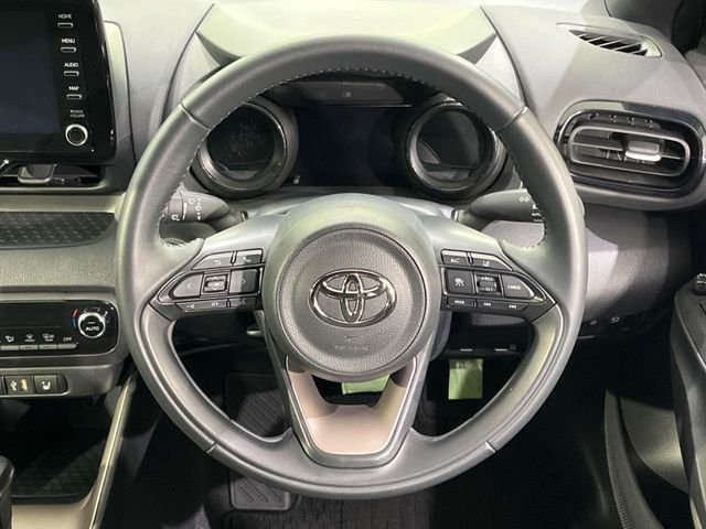 TOYOTA YARIS HYBRID 2021 Image 31