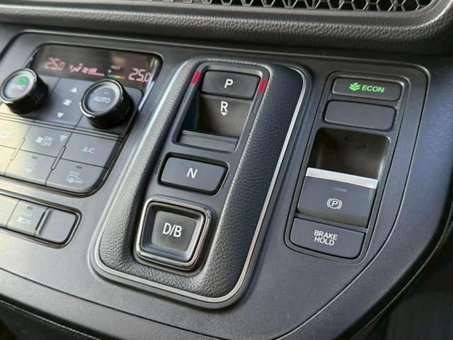 HONDA STEPWAGON E:HEV 2022 Image 31