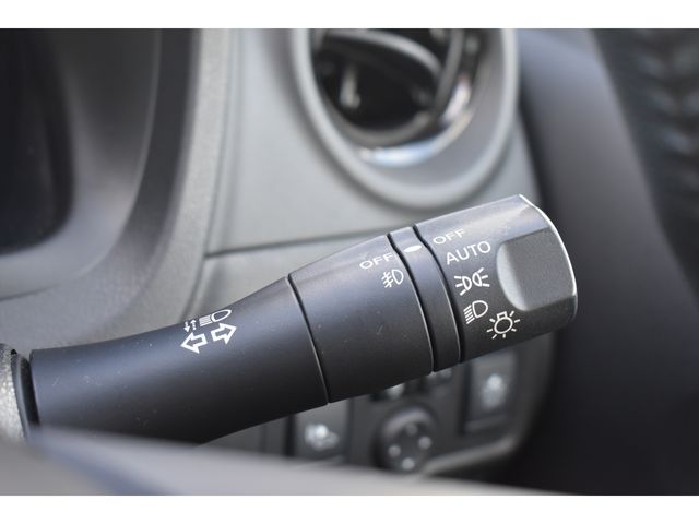 NISSAN NOTE 2019 Image 31