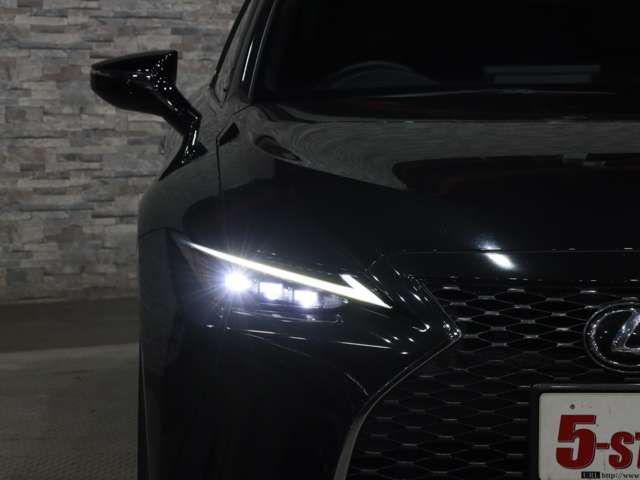 TOYOTA LEXUS IS300 2020 Image 31