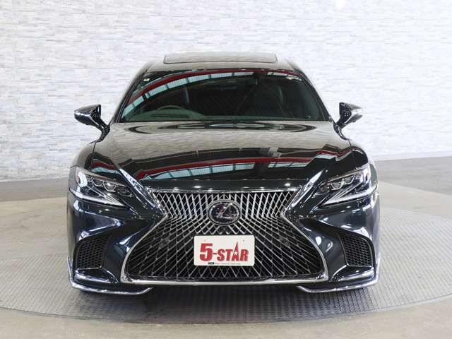 TOYOTA LEXUS LS500H 2017 Image 31