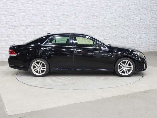 TOYOTA CROWN SEDAN 2012 Image 31