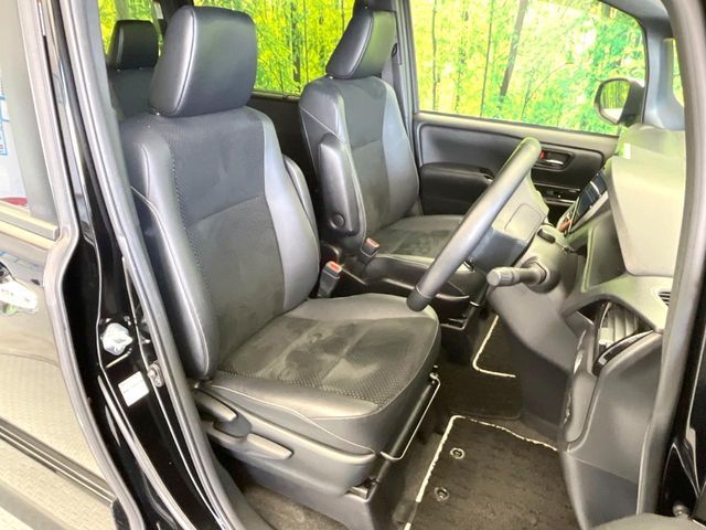 TOYOTA VOXY 2021 Image 31