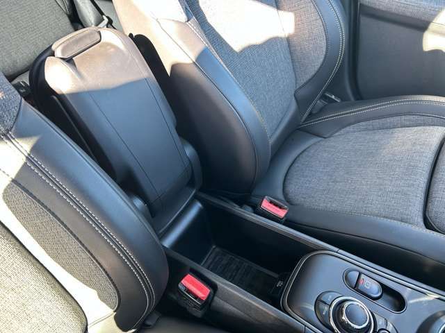 BMW MINI COOPER D CROSSO 2023 Image 31