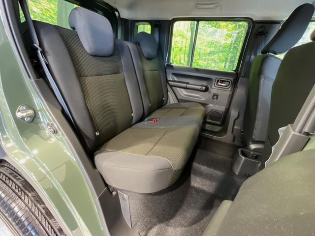 SUZUKI JIMNY NOMADE 2025 Image 31