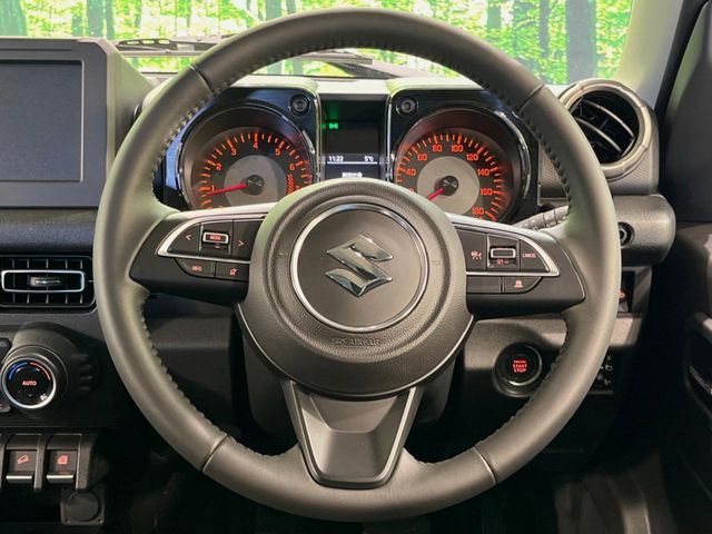 SUZUKI JIMNY NOMADE 2025 Image 31