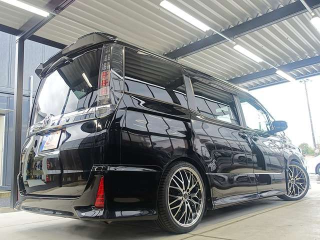 TOYOTA VOXY 2014 Image 31