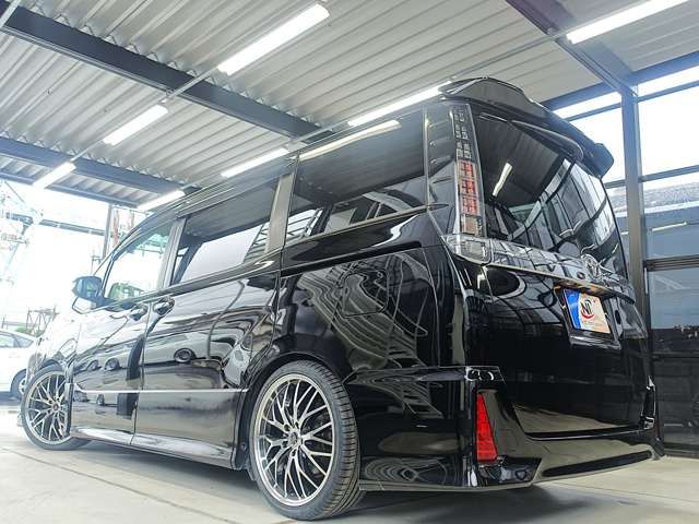 TOYOTA VOXY 2014 Image 31