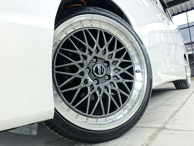 TOYOTA VELLFIRE 2012 Image 31