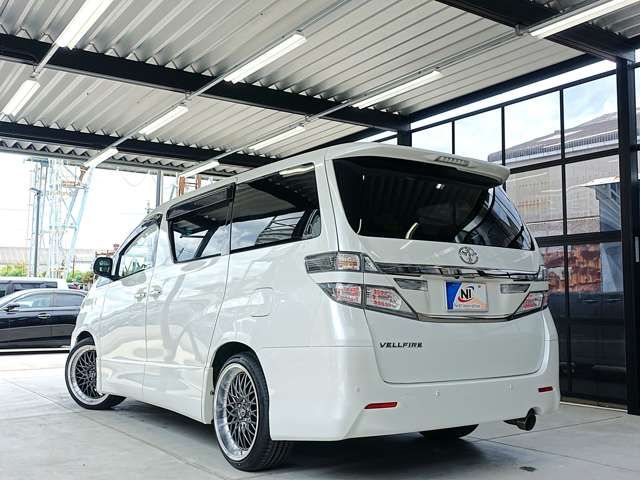 TOYOTA VELLFIRE 2012 Image 31