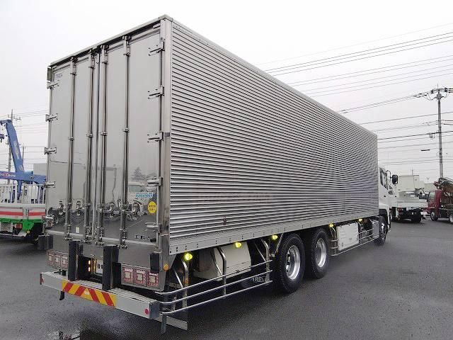 NISSAN DIESEL QUON 2017 Image 31