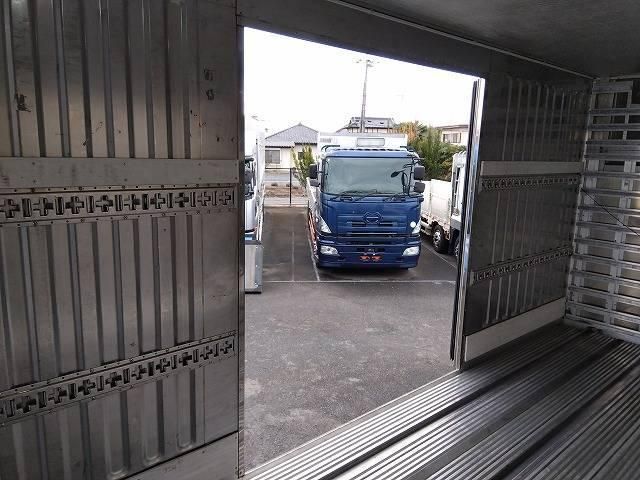 NISSAN DIESEL QUON 2017 Image 31