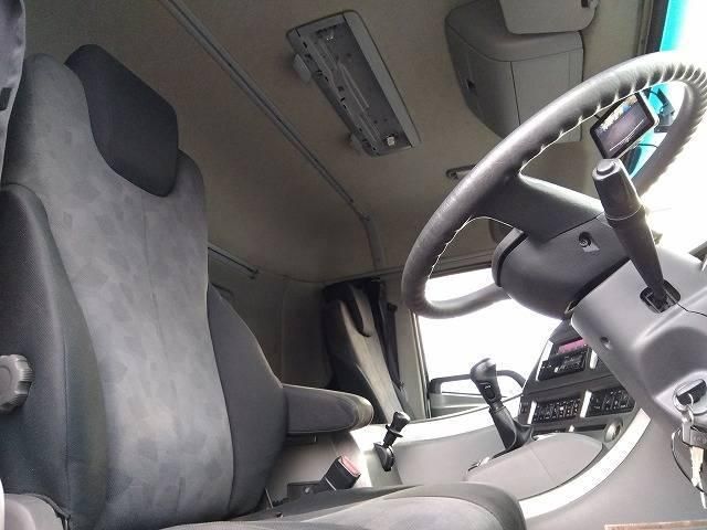 NISSAN DIESEL QUON 2017 Image 31