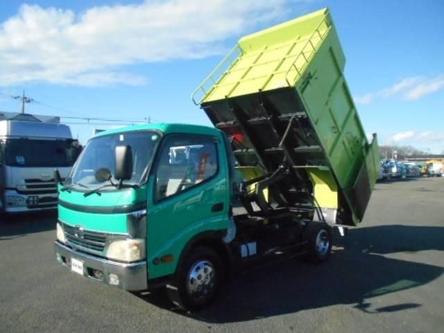 HINO DUTRO 2010 Image 31