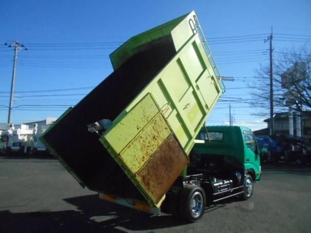 HINO DUTRO 2010 Image 31