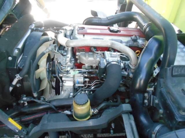 HINO DUTRO 2010 Image 31