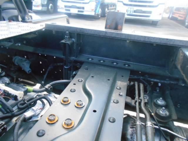 HINO DUTRO 2010 Image 31