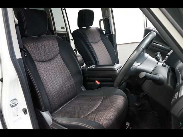 NISSAN SERENA  S-HYBRID 2014 Image 31