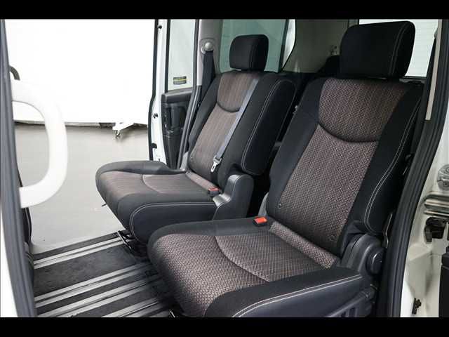 NISSAN SERENA  S-HYBRID 2014 Image 31