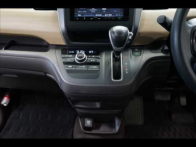 HONDA FREED 2017 Image 31