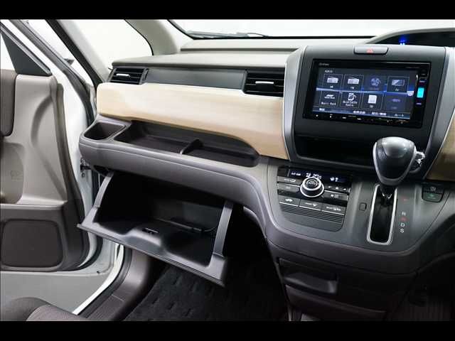 HONDA FREED 2017 Image 31