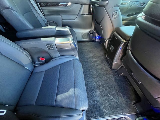 TOYOTA ALPHARD 2020 Image 31