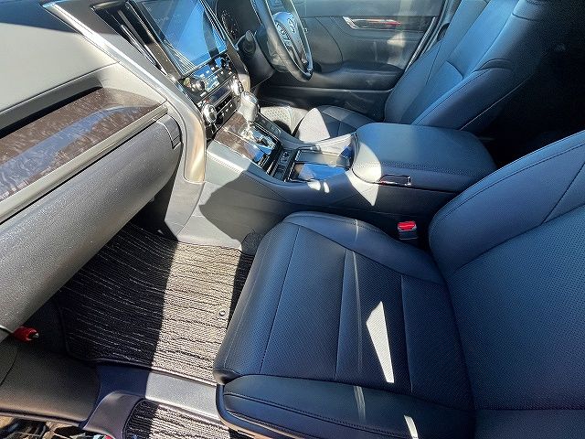 TOYOTA ALPHARD 2020 Image 31