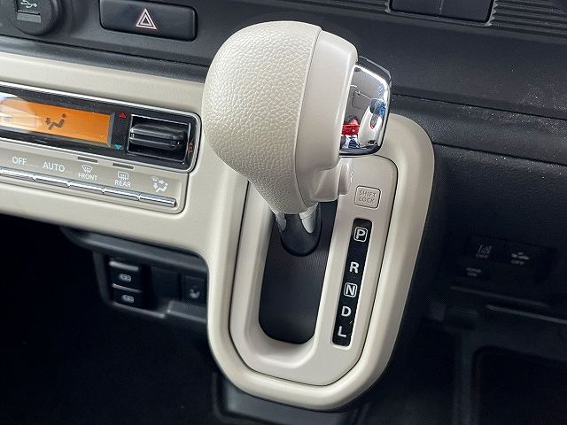 SUZUKI WAGON R SMILE 2023 Image 31