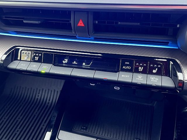 TOYOTA PRIUS PHV 2023 Image 31