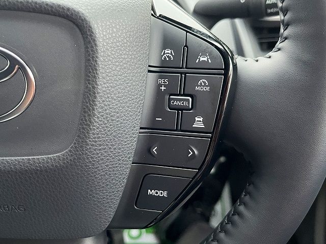 TOYOTA PRIUS PHV 2023 Image 31