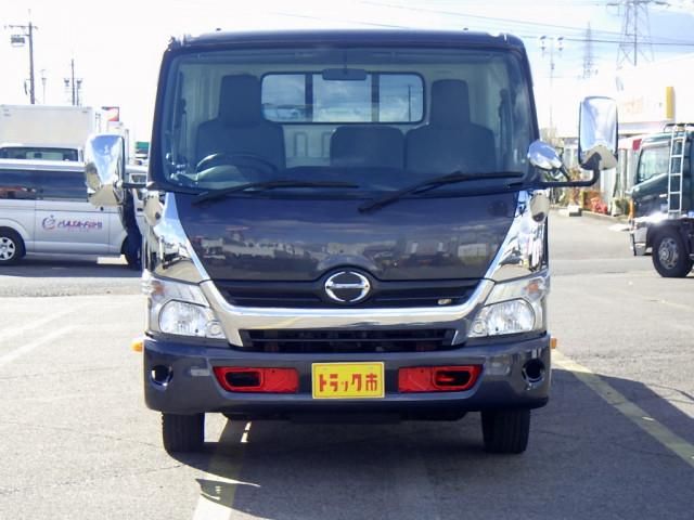 HINO DUTRO 2019 Image 31