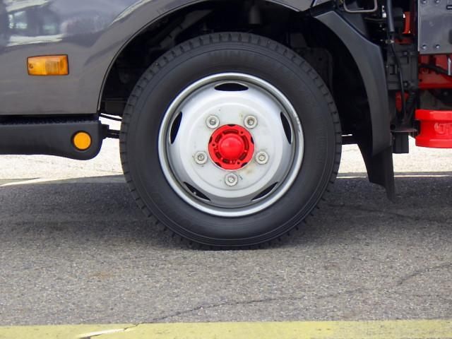 HINO DUTRO 2019 Image 31