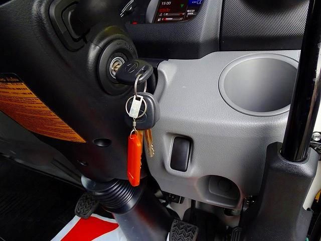 HINO DUTRO 2025 Image 31